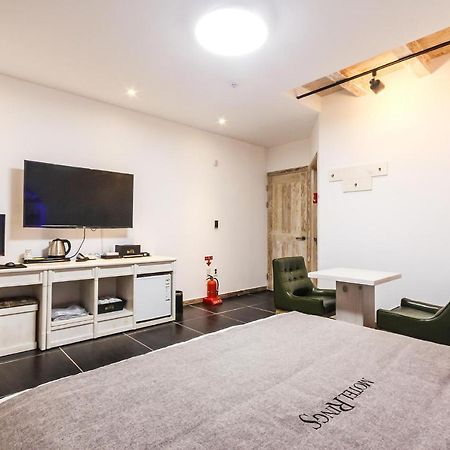 Rings Motel Iksan Екстер'єр фото